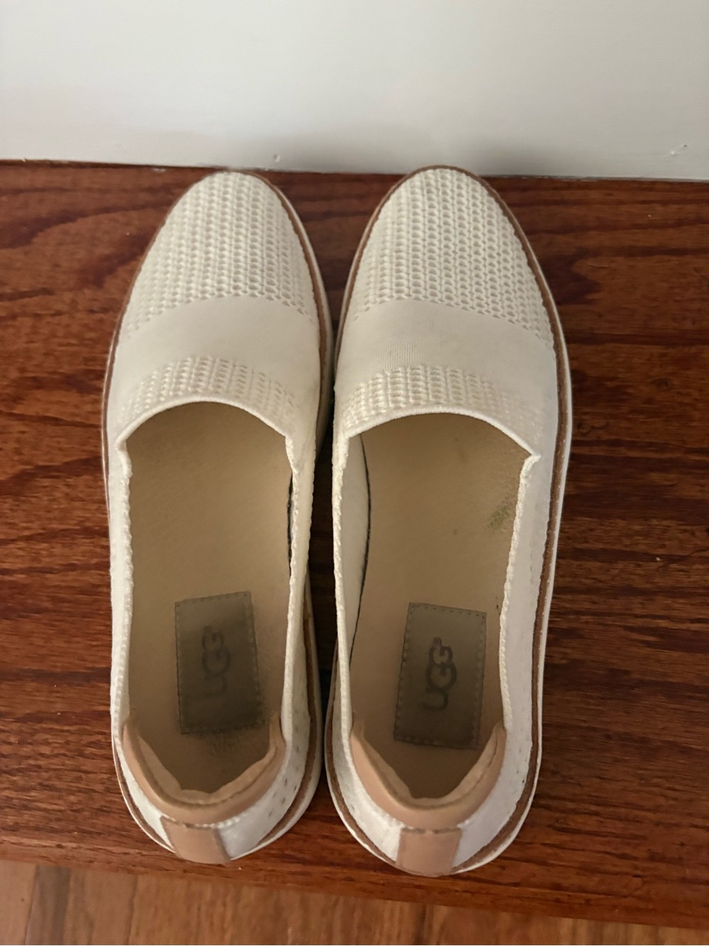 UGG women’s Slip-On Knit Loafers in Off-White with Tan Trim - Picture 2 of 4